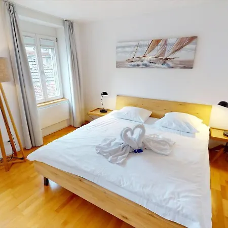 Fantastic 1 Bedroom Flat In The Center - Froehlich Zürih